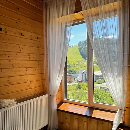 панорама гір Мини-отель Буковель