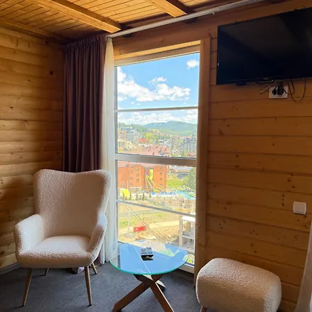 Zajazd панорама гір *