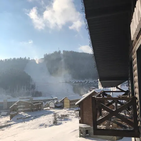 панорама гір Bukovel