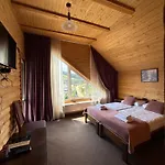 Fogadó панорама гір Bukovel